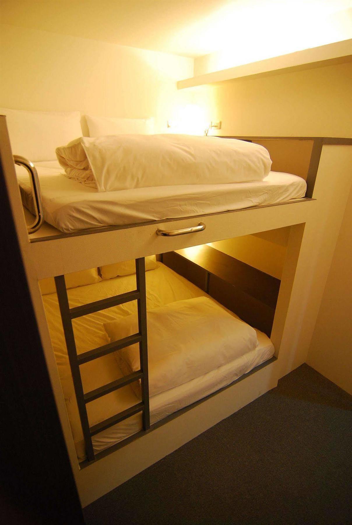 Hostel Cube - Ximen Taipei